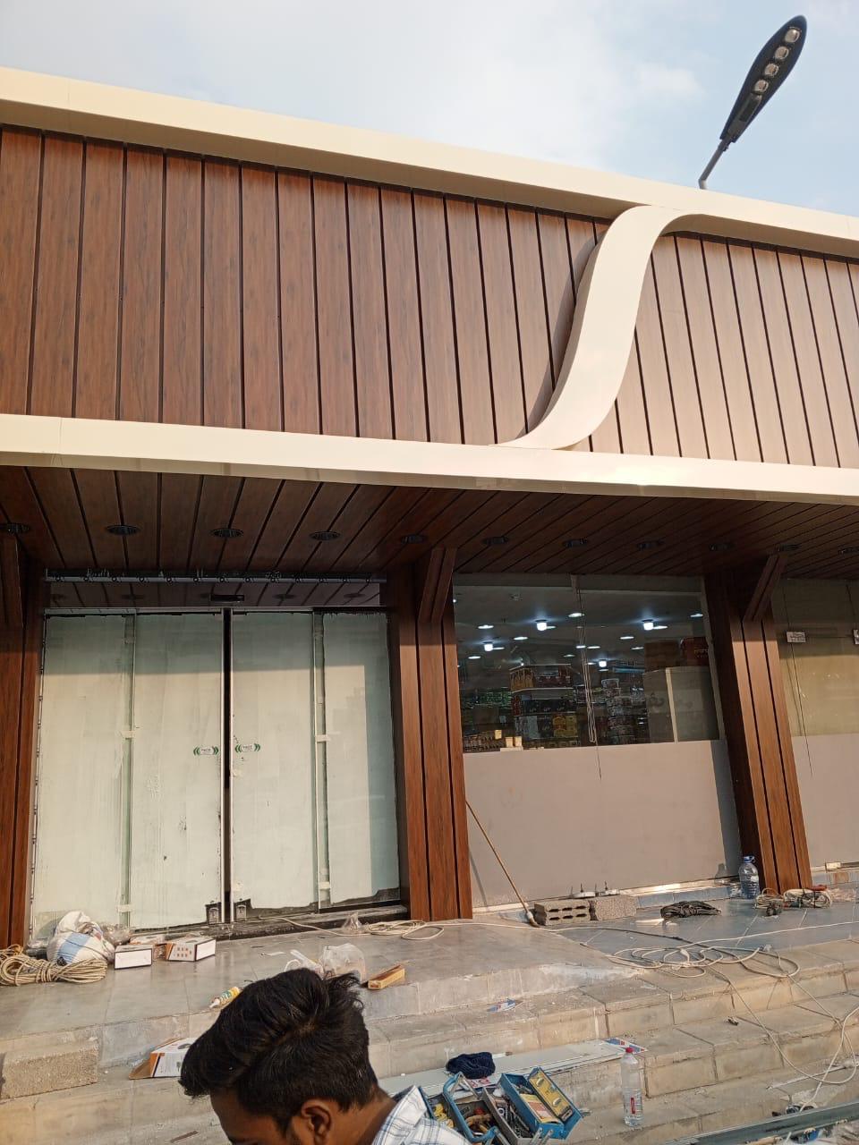 نماذج اعمال واجهات وكلادينج ولوحات اعلانية وبنرات وحروف بارزة